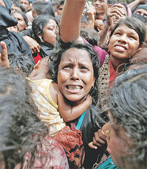 Bangladesh Treats Thousands Of Rohingya For Bullet Machete Landmine