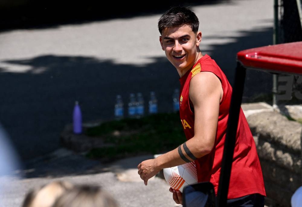 Dybala Praises Roma Coach Mourinho Ahead Of Europa League Final Read