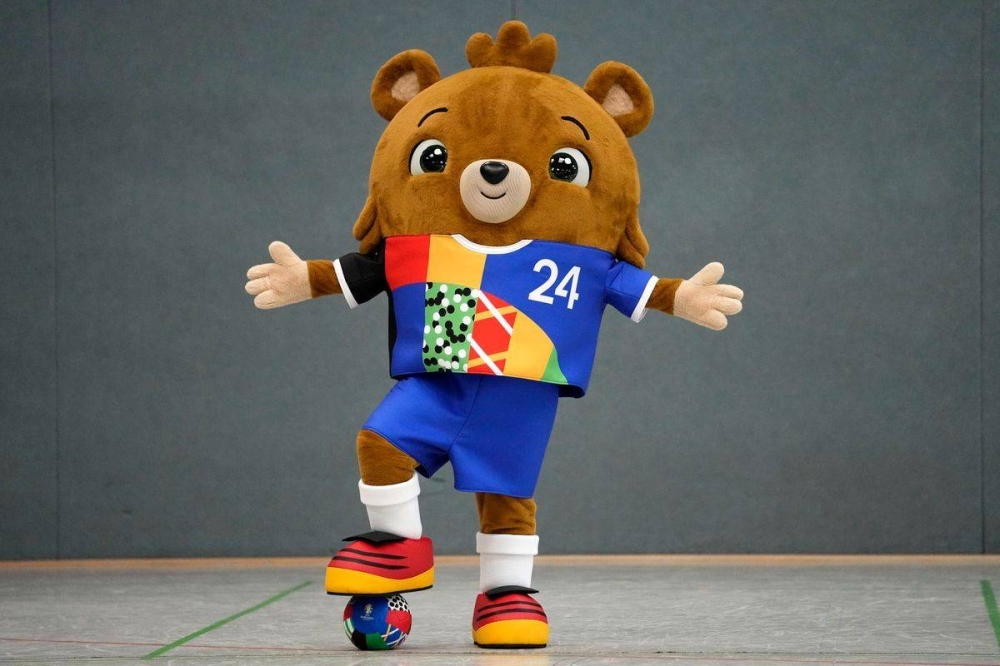 Uefa Unveils Euro Mascot Launches Vote To Choose Name Read