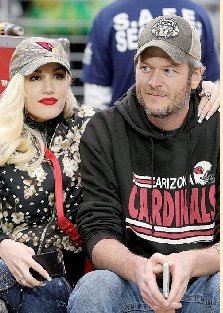 Gwen Stefani 'can't believe' she's dating Blake Shelton - Read Qatar  Tribune on the go for unrivalled news coverage