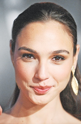 Princess Diana was like Wonder Woman, says Gal Gadot - Read Qatar ...