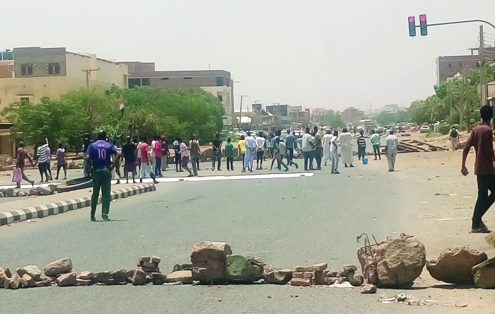 Sudanese Forces Storm Protest Camp, 13 People Dead: Medics - Read Qatar ...