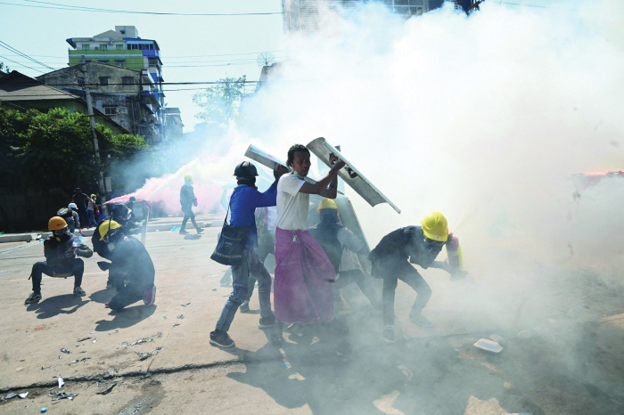 More Deaths Reported During Mass Protests In Myanmar - Read Qatar ...