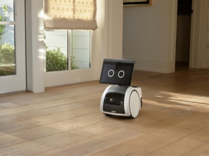 Amazon unveils camera-equipped robot that can patrol homes - Read Qatar ...