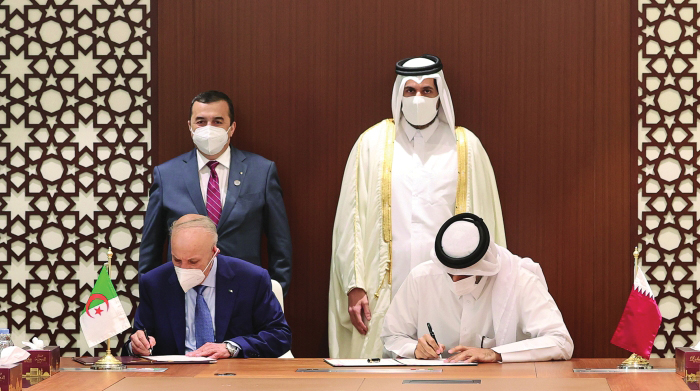 qatar-algeria-sign-deal-to-explore-joint-investment-opportunities-in