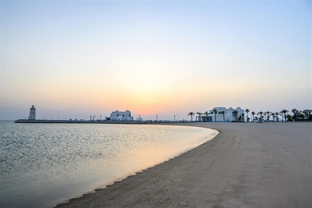 Hilton Salwa Beach Resort & Villas starts welcoming guests with new ...