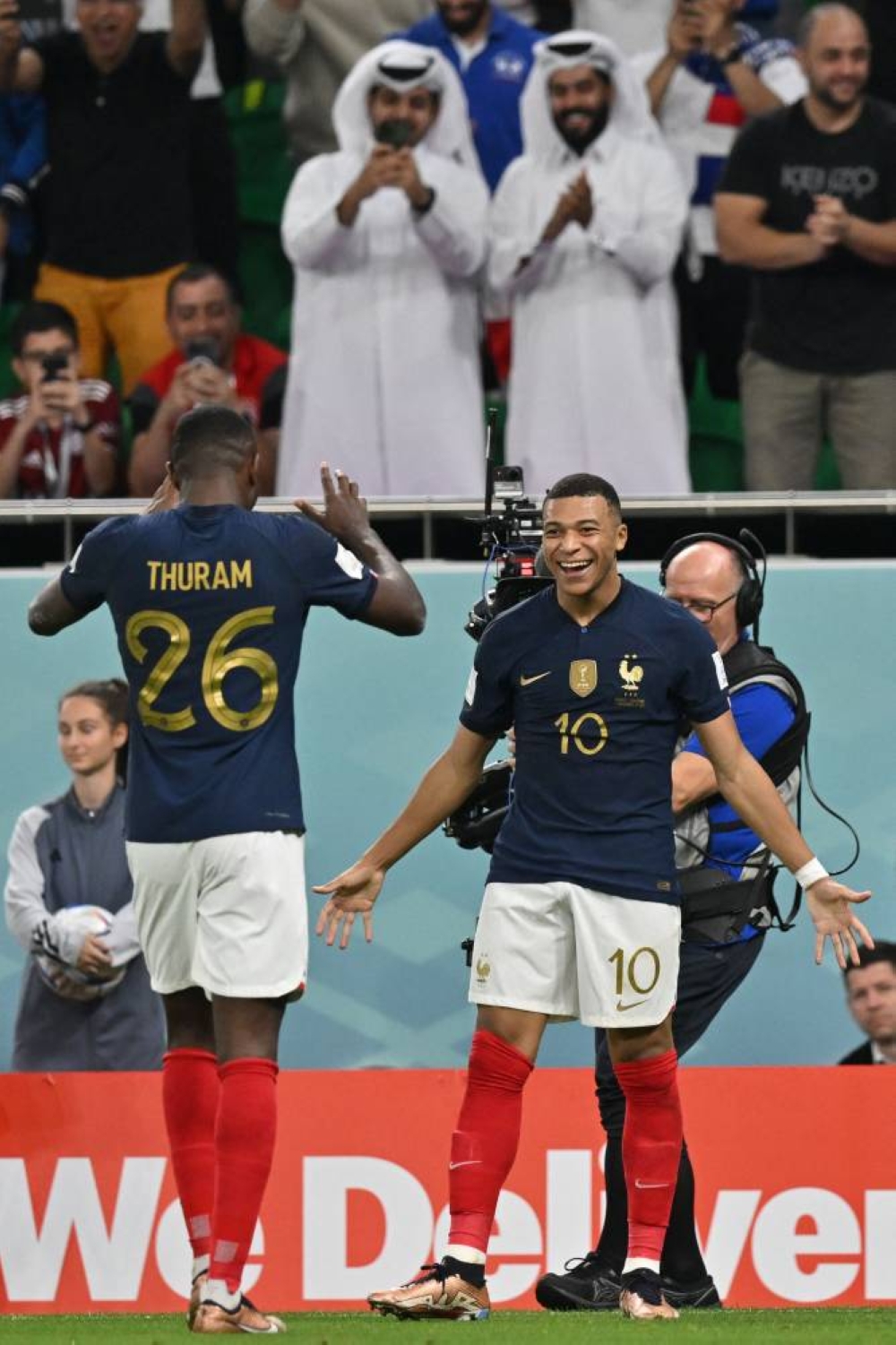 2022 World Cup: Mbappe powers France into Round of 16