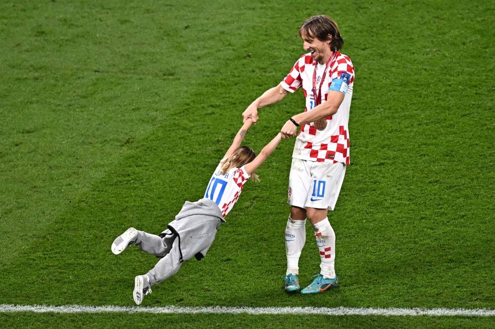 MODRIĆ #10 Croatia Jersey 2022 Away World Cup