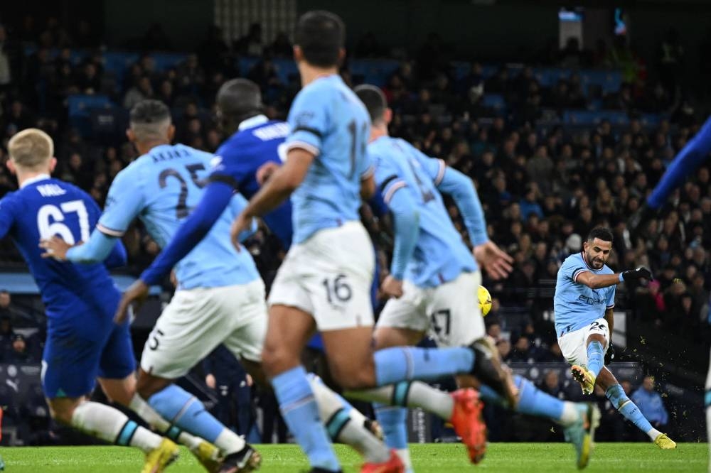 FA Cup third round: Sheffield Wednesday shock Newcastle and Blackpool  thrash Premier League side Nottingham Forest