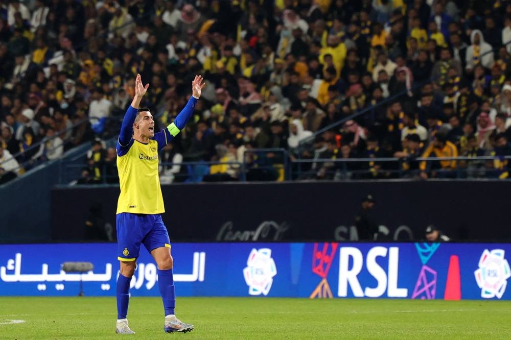 Al Nassr defeats Al Ettifaq in Ronaldo's first match as captain