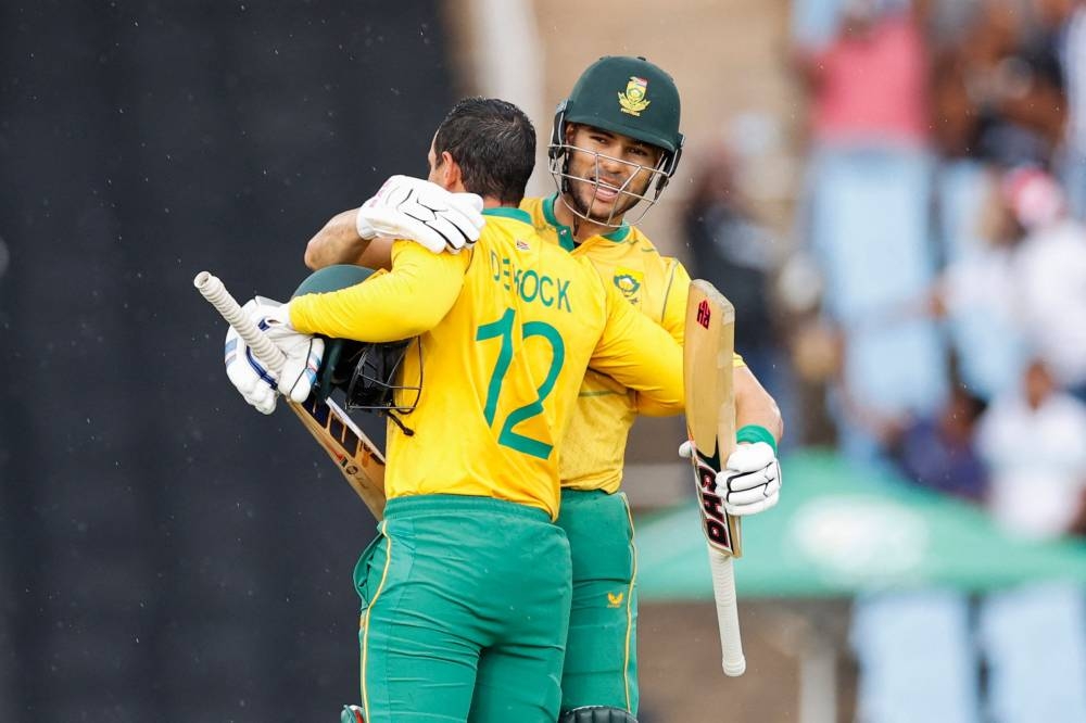 South Africa Smash Record Chase In First 500-run Twenty20 Intl - Read ...