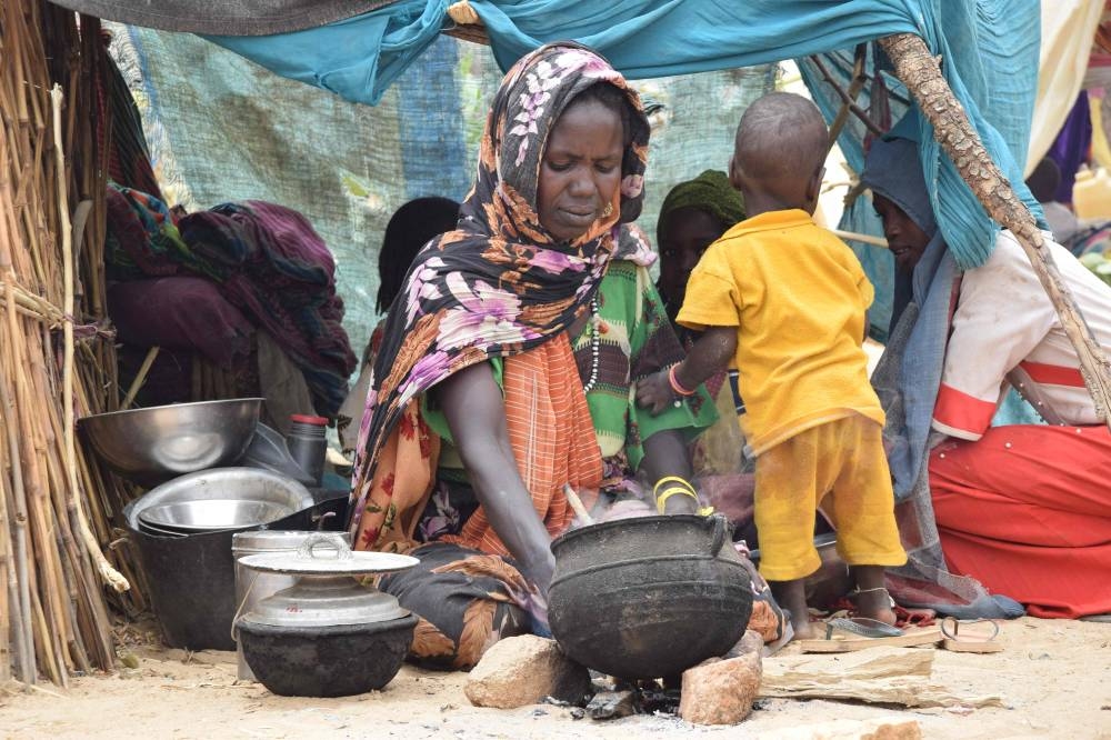 Civilians Face Catastrophe As Over 100,000 Flee Sudan Fighting: UN ...