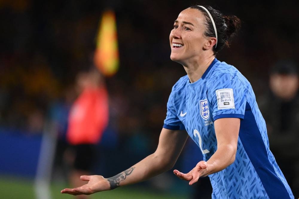 I honestly can't believe it – Lucy Bronze overwhelmed as Lionesses