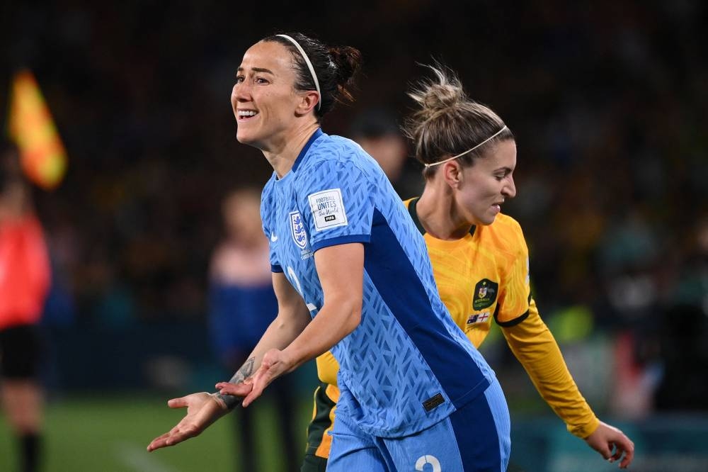 I honestly can't believe it – Lucy Bronze overwhelmed as Lionesses