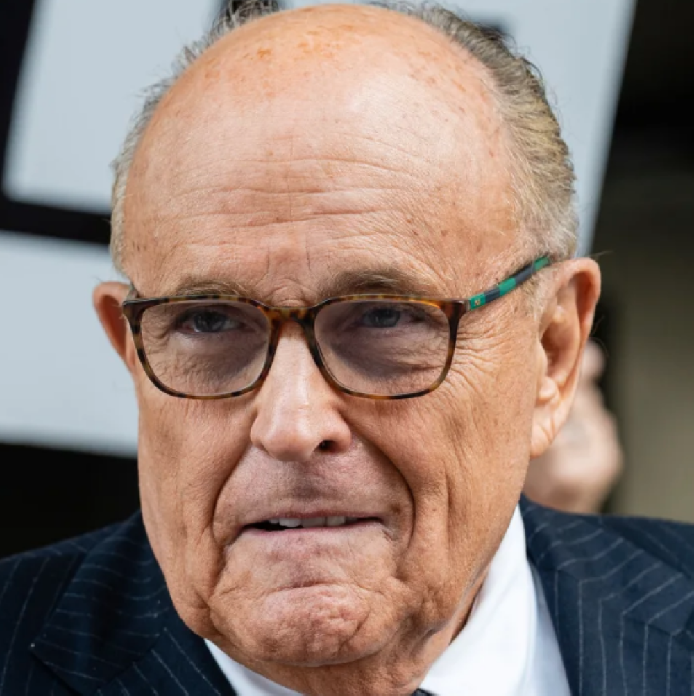 Former Trump Lawyers Rudy Giuliani, Sidney Powell Surrender - Read ...